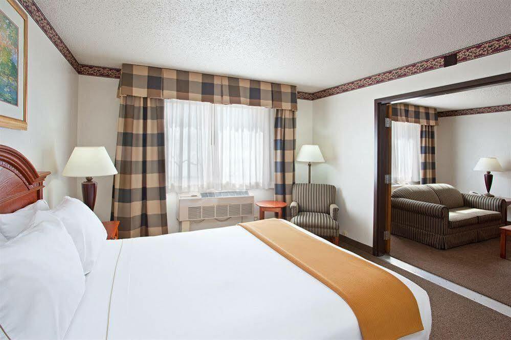 Holiday Inn Express & Suites Johnstown, An Ihg Hotel Luaran gambar