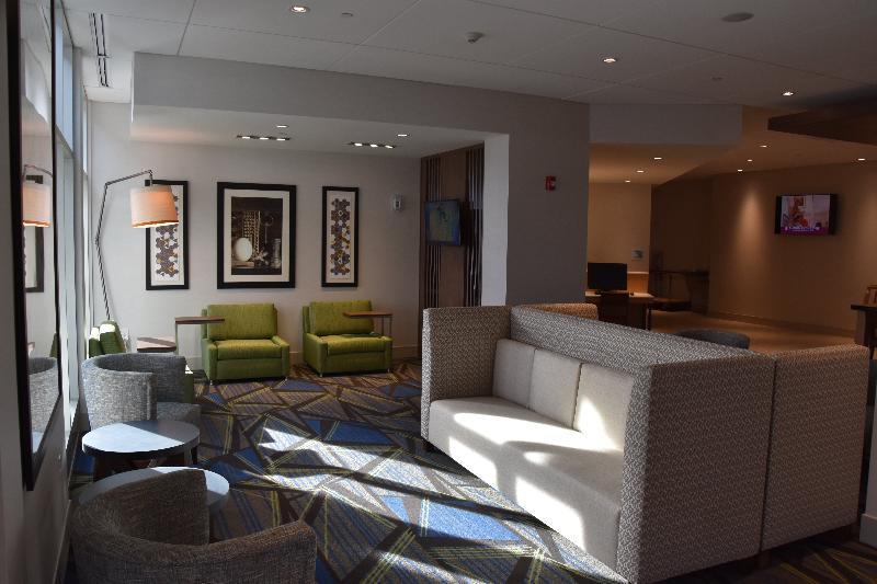 Holiday Inn Express & Suites Johnstown By Ihg Luaran gambar